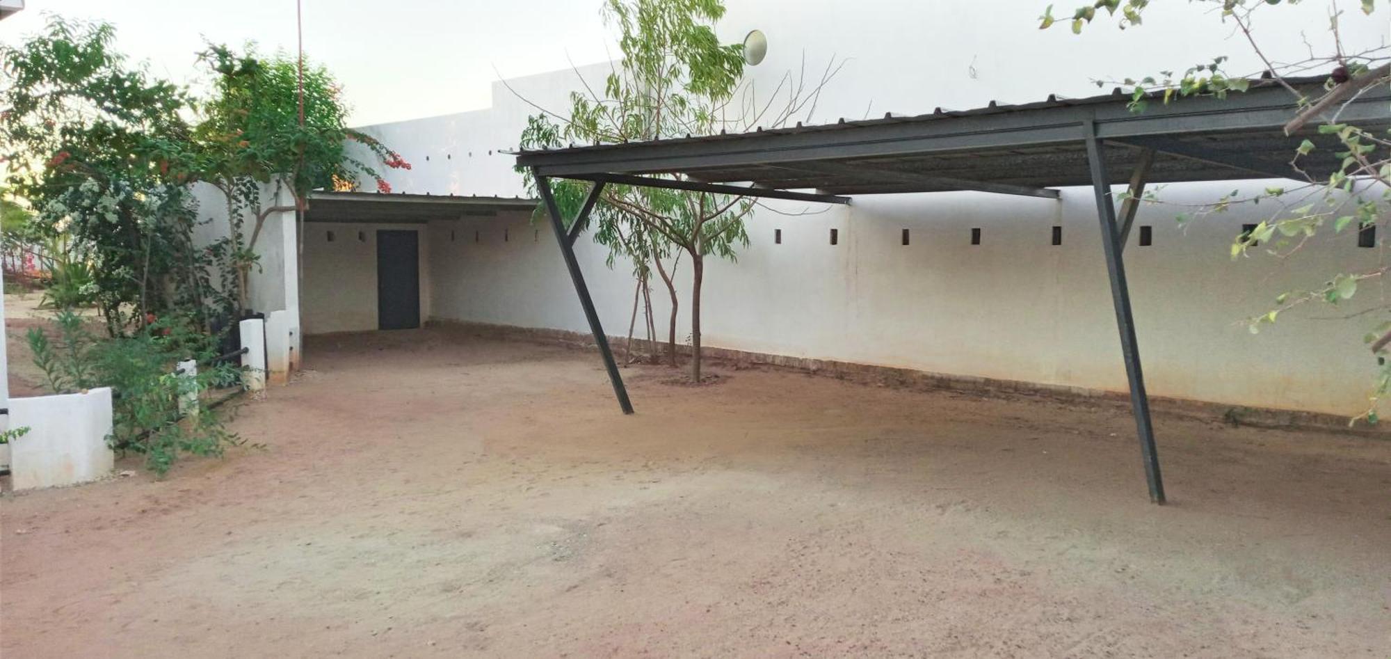 Cytyz Appart Hotel Mahajanga Buitenkant foto