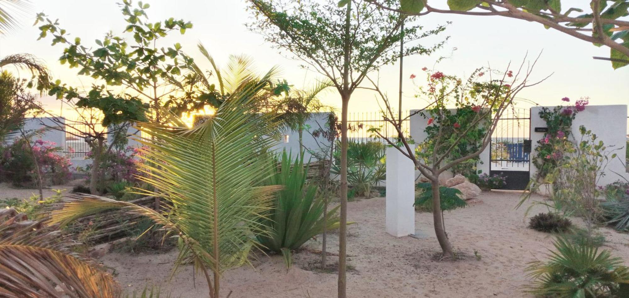 Cytyz Appart Hotel Mahajanga Buitenkant foto